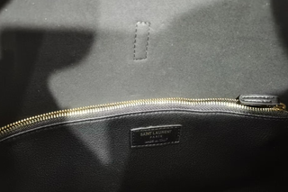 Bolso YSL Hobo tamaño mediano