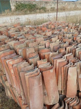 Lote tejas árabes, provincia de Segovia, 2100 teja