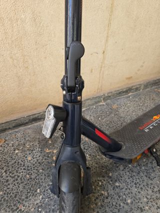 Patinete Eléctrico Red Bull  cambio por movil