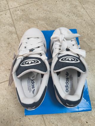 Adidas Campus 00s Blancas y Azules