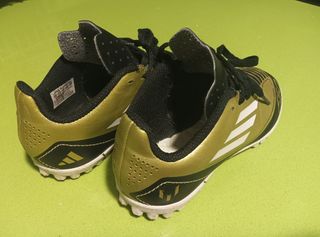 Botas Fútbol Adidas F50 Messi Oro/Negro
