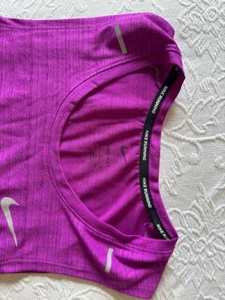 Camiseta Nike Running Morada Mujer