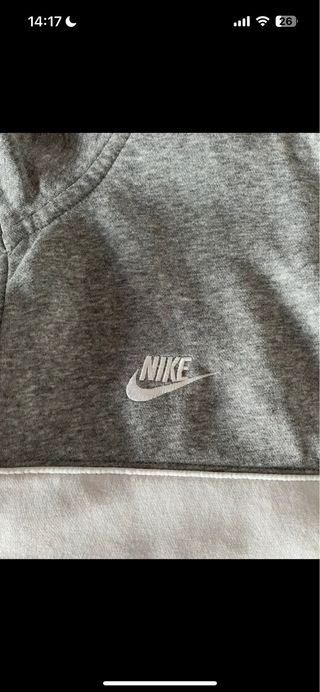 Conjunto chándal Nike gris y blanco