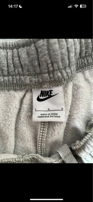 Conjunto chándal Nike gris y blanco