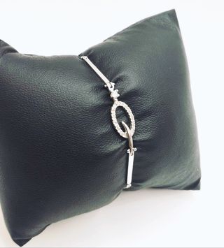 Pulsera Oro Blanco 18K con Piedras Blancas