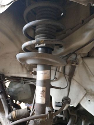 JUEGO AMORTIGUADORES DELANTERO PEUGEOT 208