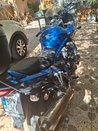 Suzuki GSF Bandit 650 Azul