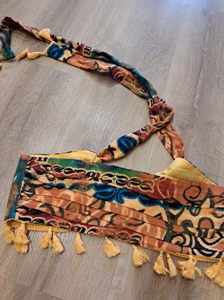 Top Reclaimed Vintage de Asos, talla 38