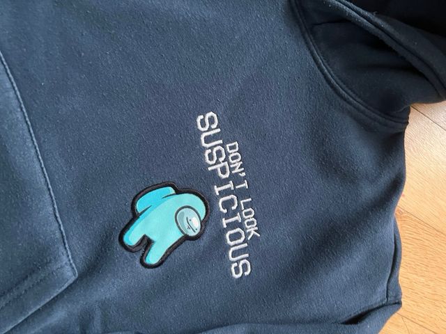 Felpa Zara con stampa Among Us