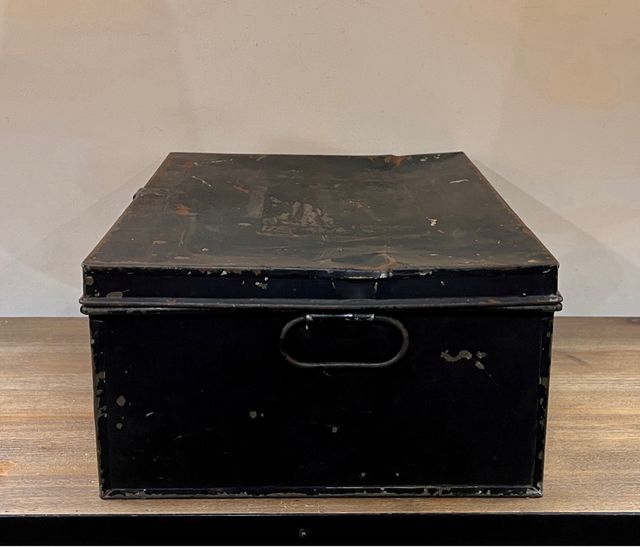 Antigua caja irlandesa del S.XIX Mocollop Castle