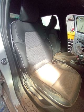 ASIENTO DELANTERO DERECHO RENAULT CLIO V