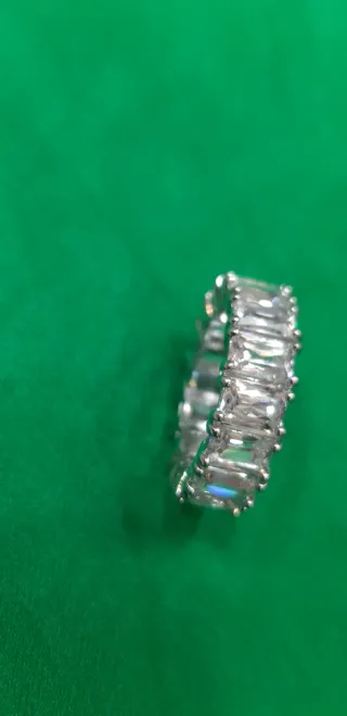 Anillo Swarovski 