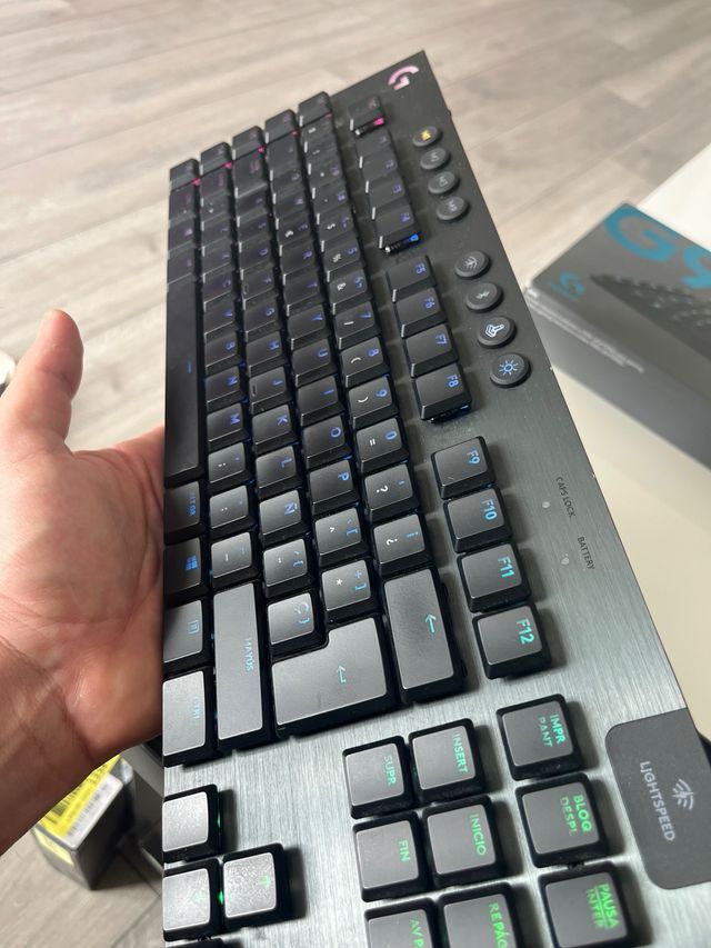 Teclado PREMIUM Logitech G915 LIGHTSPEED