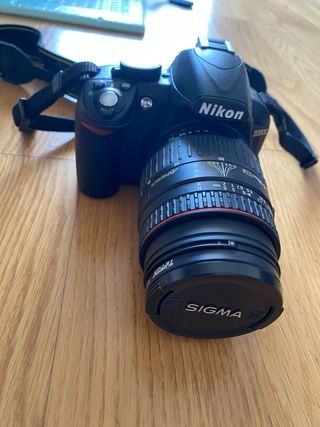 Nikon D3100 + Objetivo Sigma 28-80mm