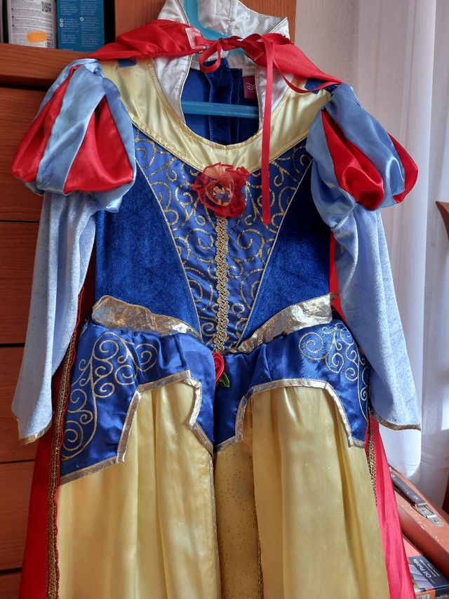 Traje Blancanieves Niña largo vestido 110cm.