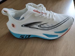 Zapatillas Running Blancas y Azules