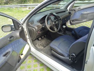 Peugeot 206 2001