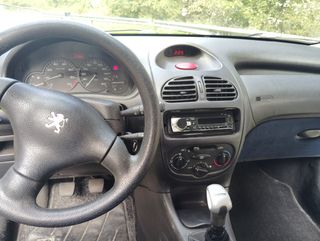 Peugeot 206 2001