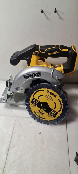 Sierra Circular DeWalt 20V Brushless