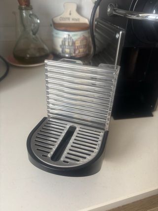 Cafetera Nespresso Negra-marrón