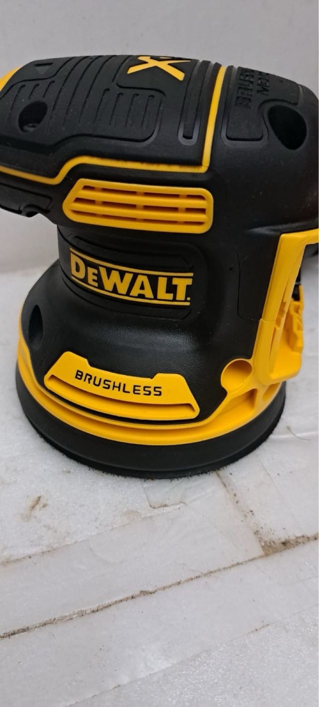 Lijadora DeWalt DCW210 TY2