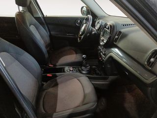 MINI Countryman One D