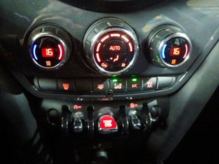 MINI Countryman One D