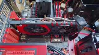 Computer desktop nero/rosso