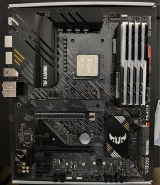 Pack AM4: Placa Base TUF, Ryzen 9 5900X, 32GB RAM