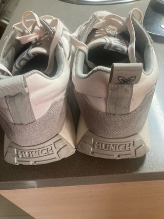 Bambas Blancas y grises (zapatos , deportivas