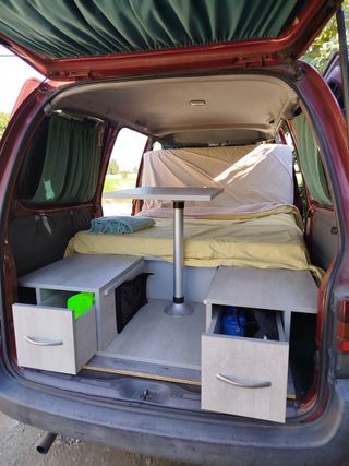 Mueble camper y colchón a medida