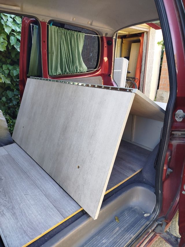 Mueble camper y colchón a medida