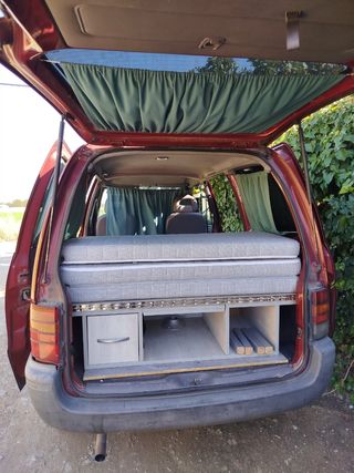 Mueble camper y colchón a medida