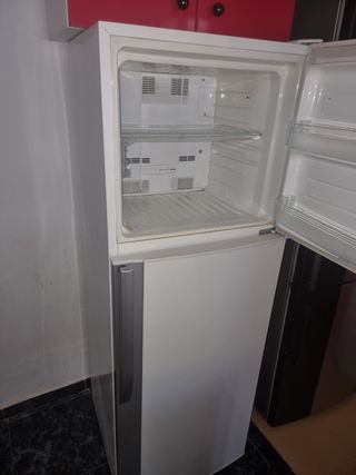 Nevera blanca 2 puertas