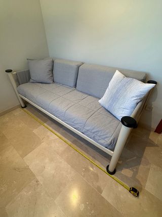 Divano letto a 4 posti grigio