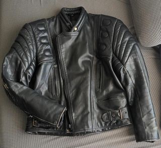 Chaqueta de cuero para moto