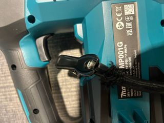 Bomba de batería Makita MP001GZ 40Vmax XGT
