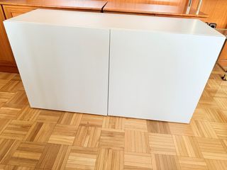Aparador blanco y madera