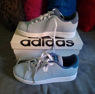 Zapatillas Adidas Celeste Talla 36