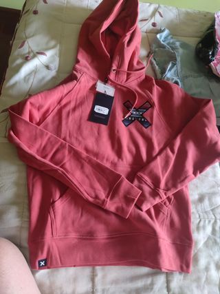 Sudadera con capucha y logo X
