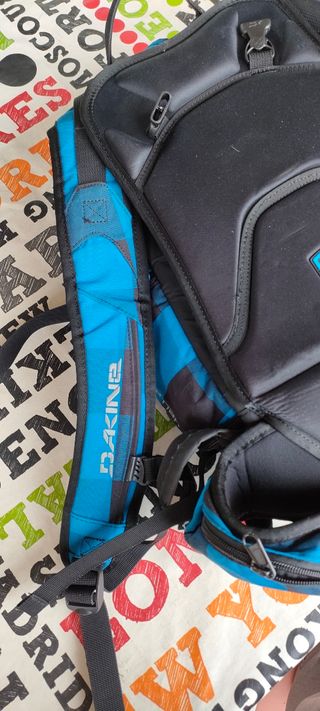 Mochila Dakine Helipro DLX 
