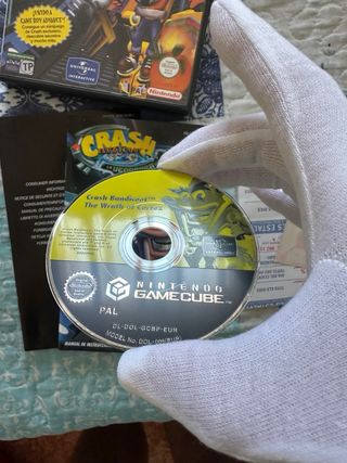Nintendo Game cube Crash Bandicoot