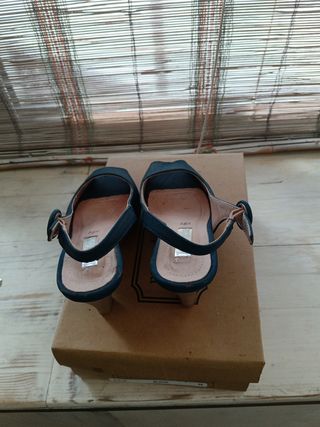 Zapatos de tacón azul