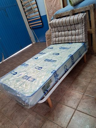 Cama 1.05 con colchón y cabecero