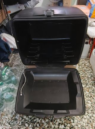 Baúl Reparto 100l