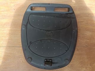 Porta equipajes, porta baúl GIVI para moto