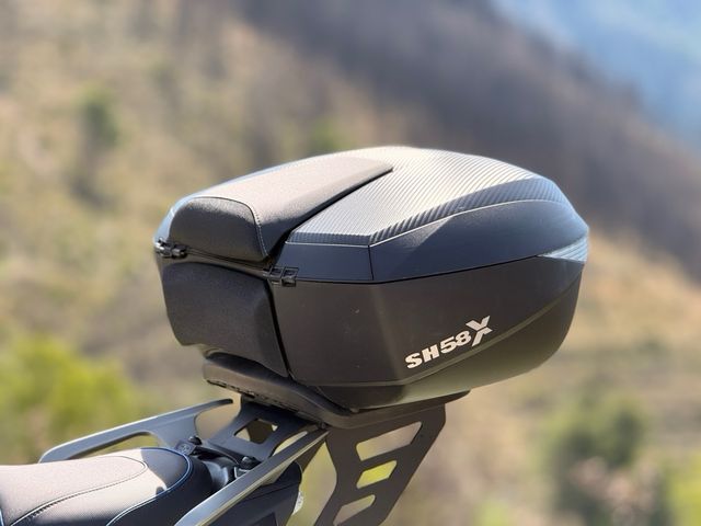Yamaha Tracer 900 GT + Topcase SHAD SH58x