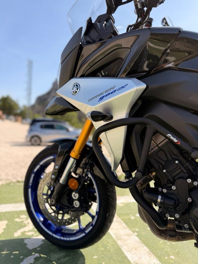 Yamaha Tracer 900 GT + Topcase SHAD SH58x