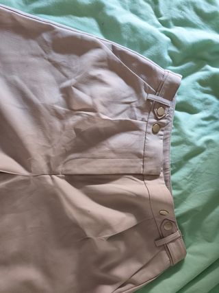 Pantalones beige