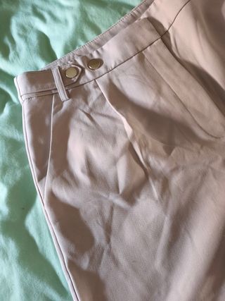 Pantalones beige